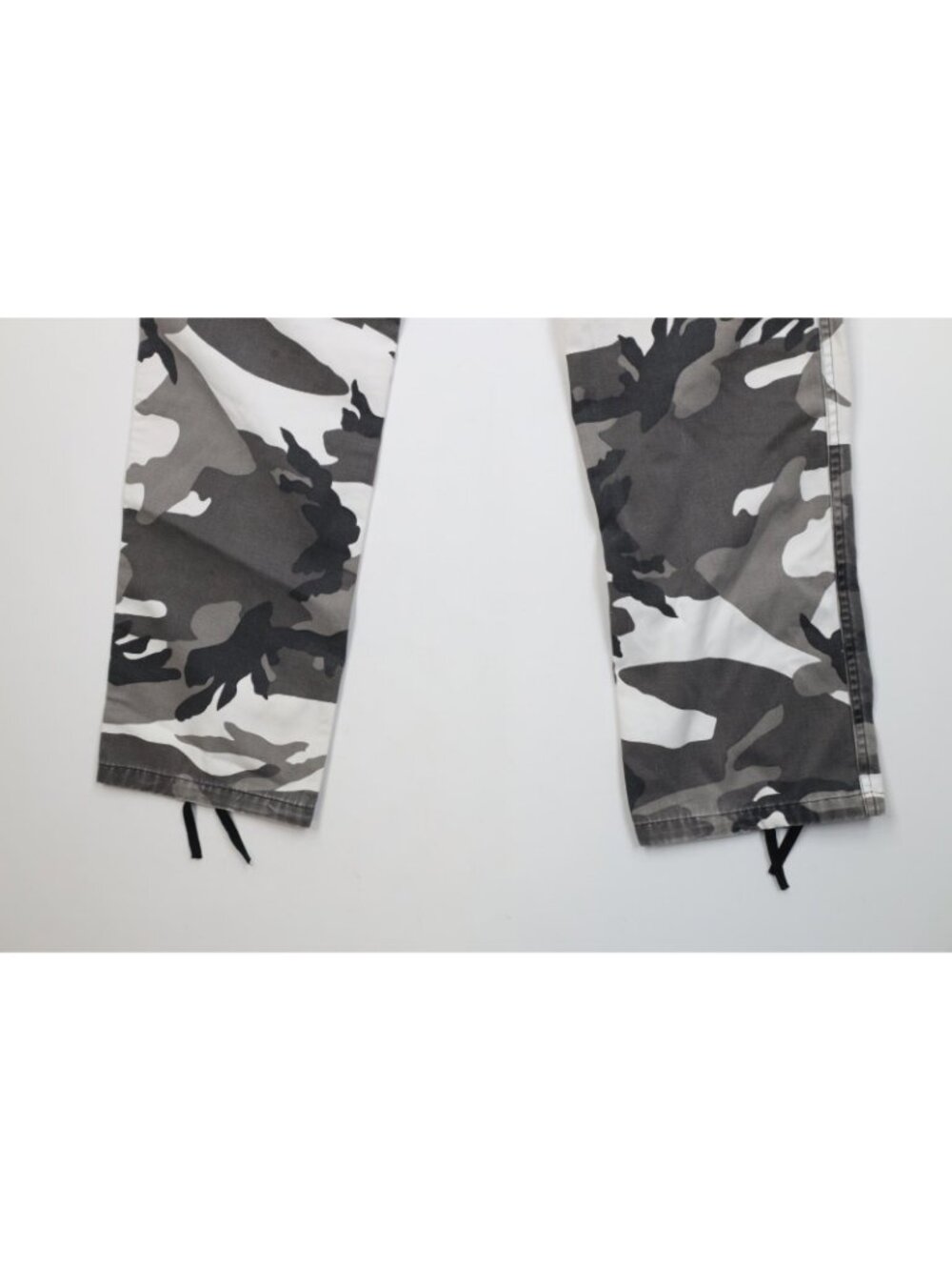 Vtg Rothco Mens Small Long Distressed BDU Camouflage Military Cargo Pants USA - Picture 15 of 16